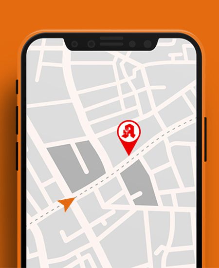 Smartphone mit Kartenansicht, roter Apothekenmarkierung und orangefarbenem Standortpfeil.