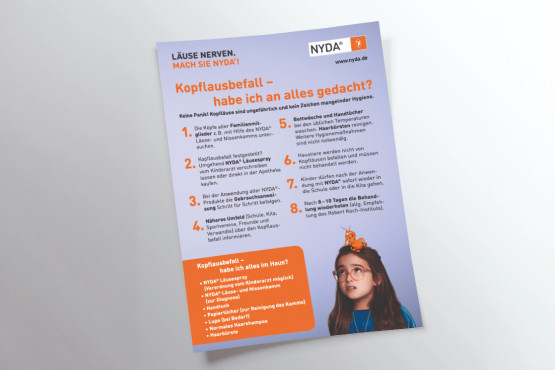 Kopflaus-Checkliste als orange-weißes Informationsblatt.